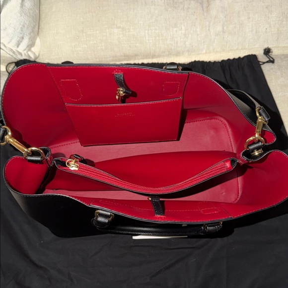 Lauren Ralph Lauren Large Black Bag with Red Interior - Picture 3 of 15